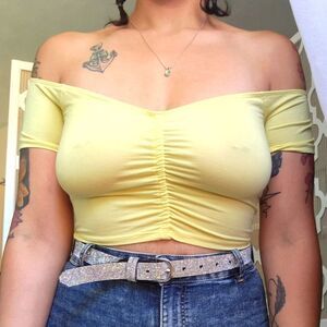 Forever 21 Light Yellow Off Shoulder Cropped Ruched Top